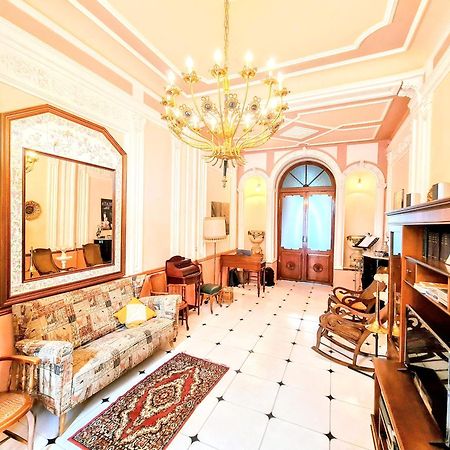 Апарт отель La Traviata - Буньоль Экстерьер фото
